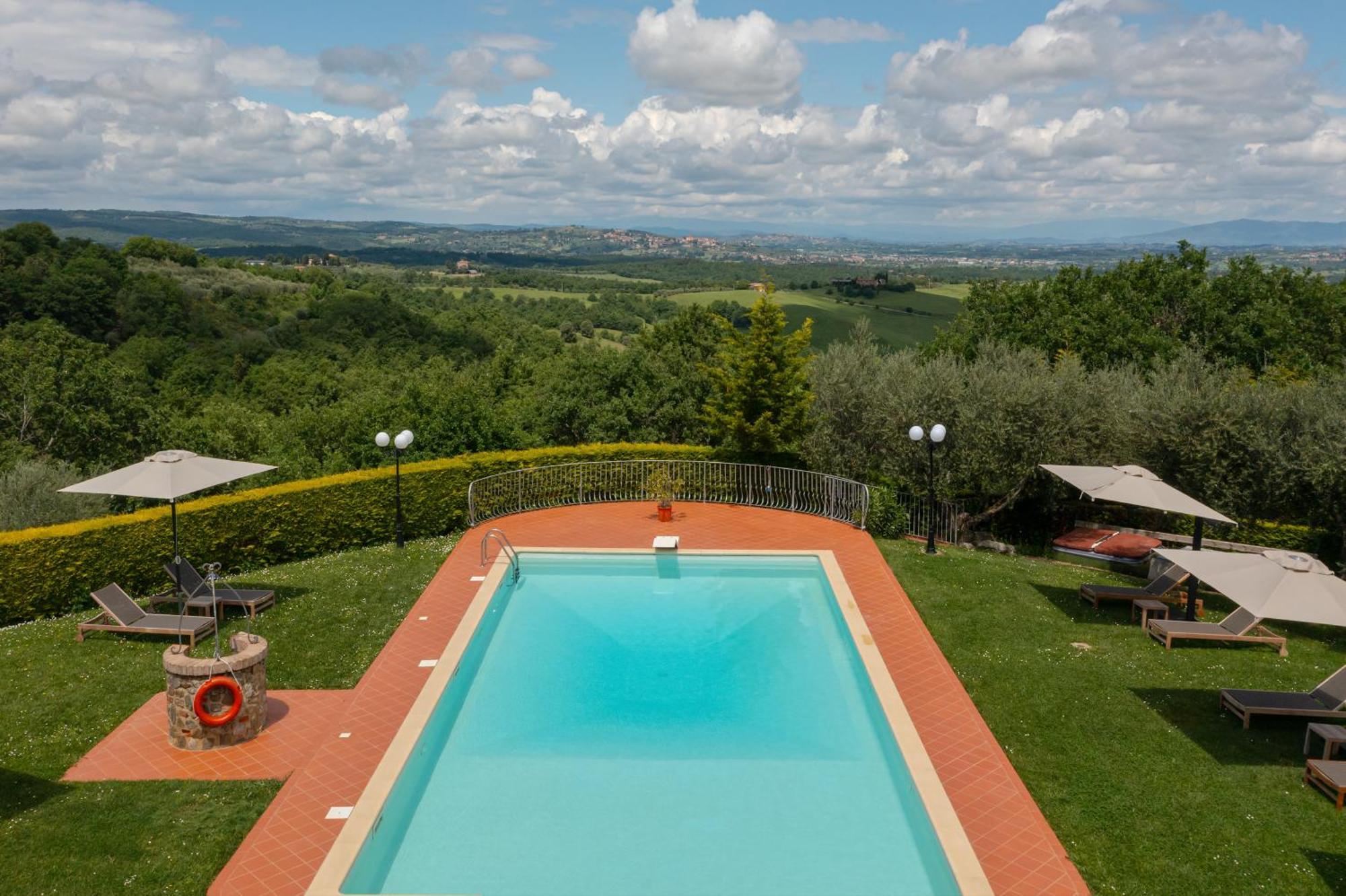 Poggio Paradiso Resort & Spa Montefollonico Exterior photo