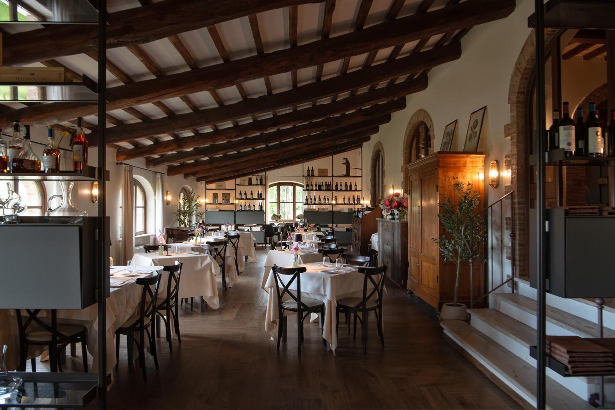 Poggio Paradiso Resort & Spa Montefollonico Exterior photo